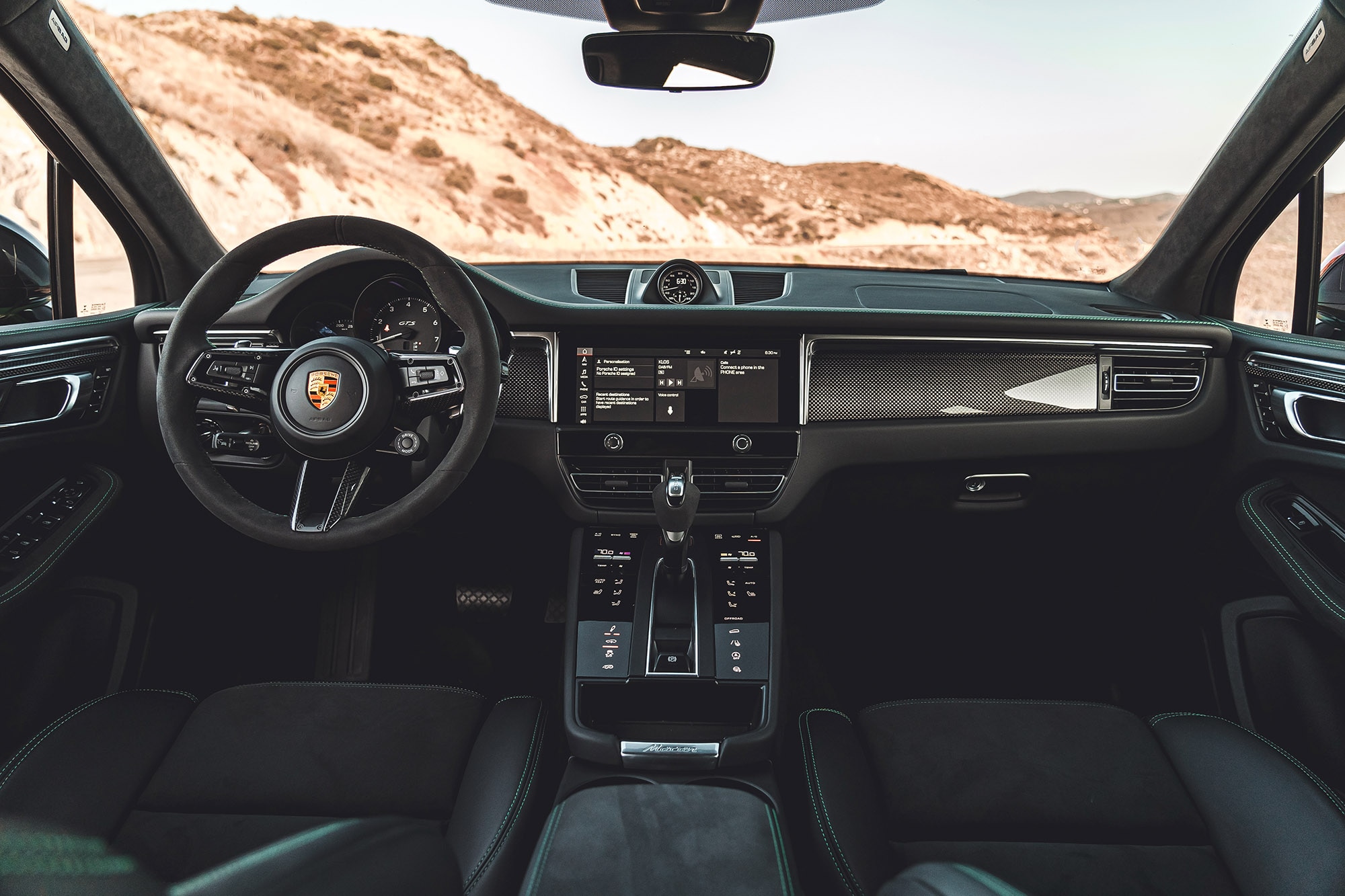 Porsche Macan GTS interior