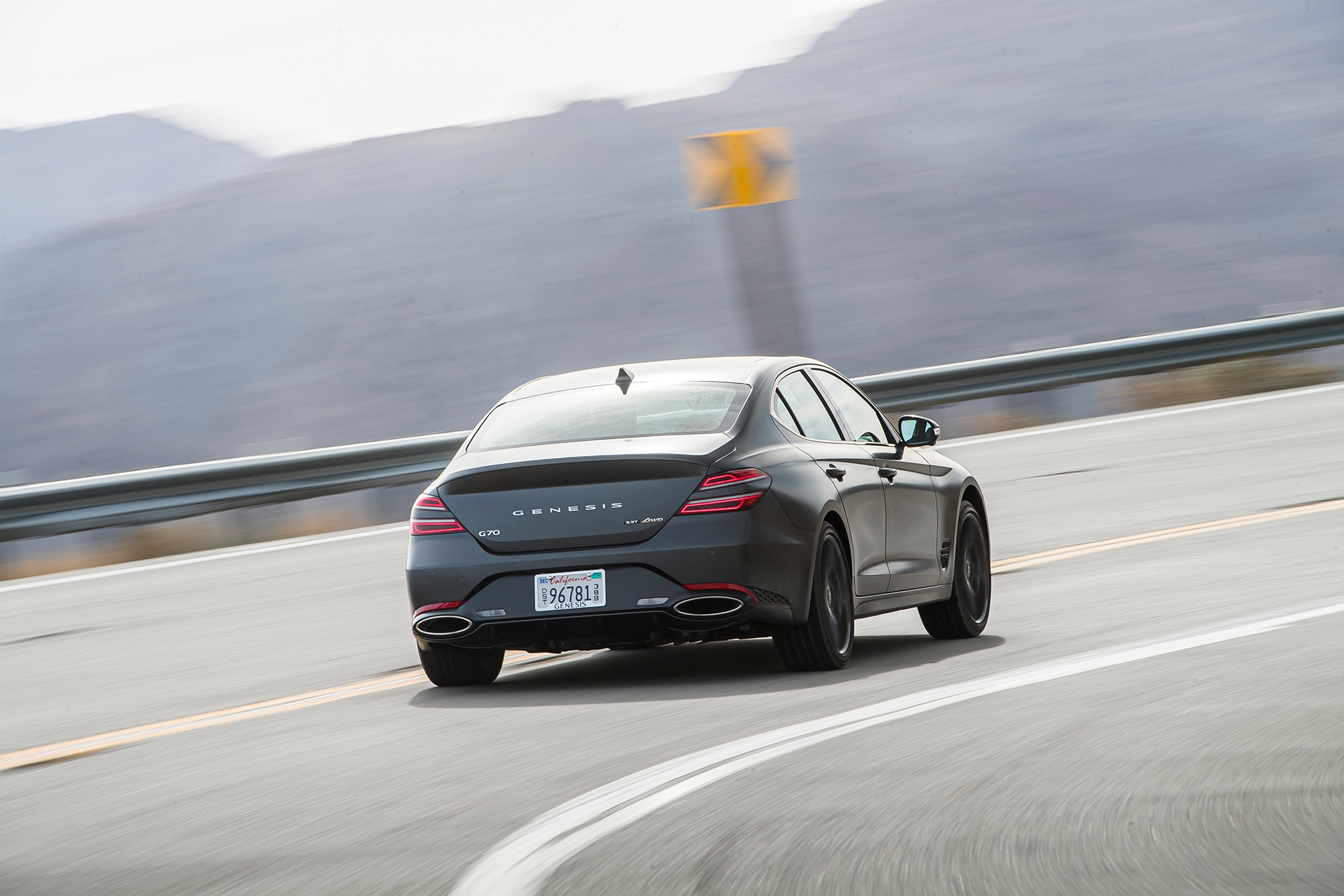 Genesis G70 in dark gray, rear