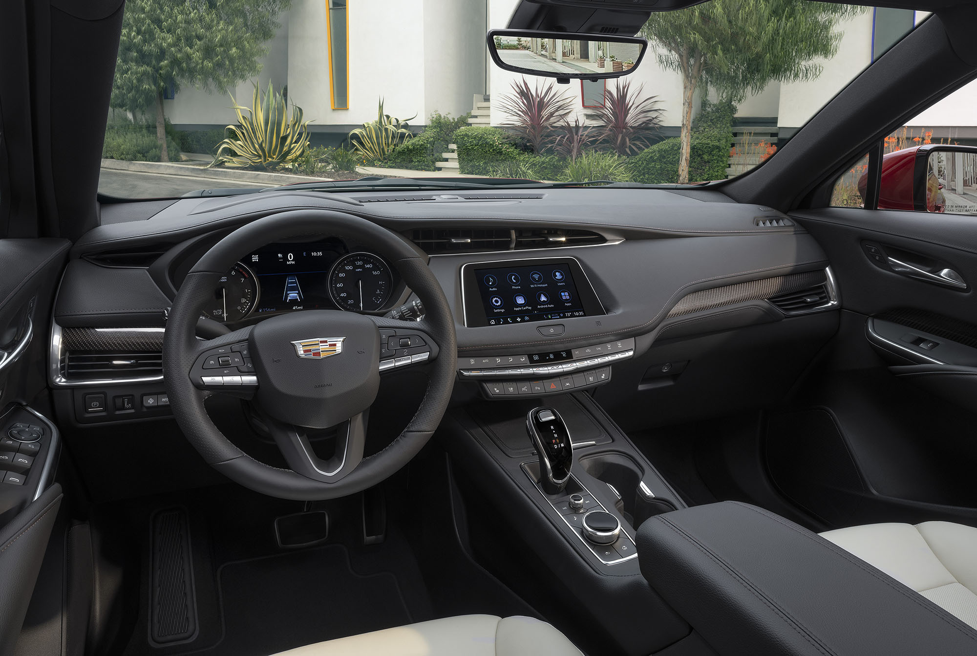 Cadillac XT4 interior