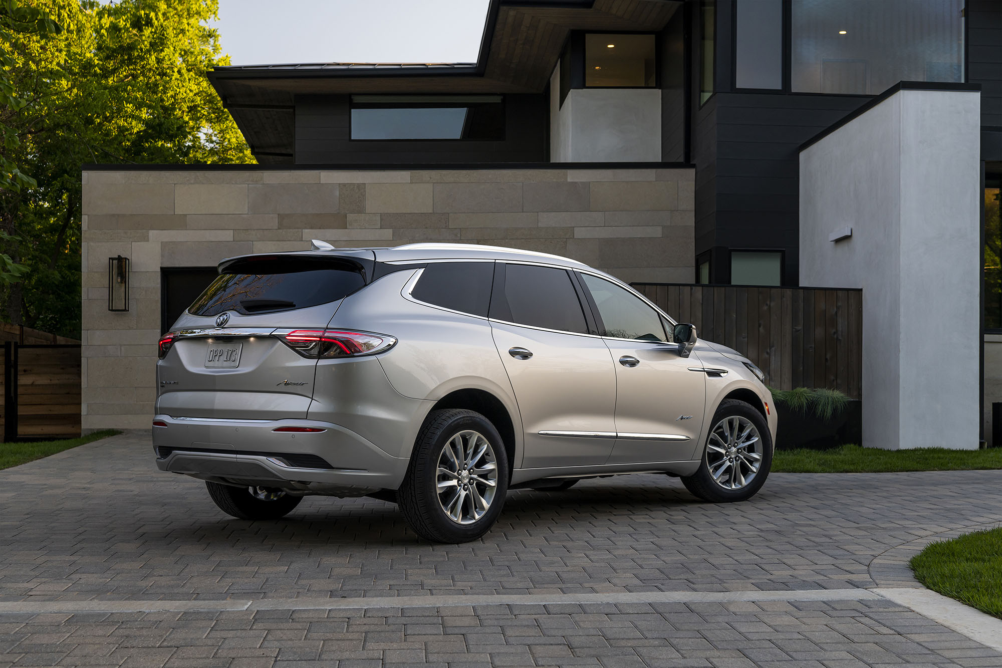 Buick Enclave Avenir in silver, rear