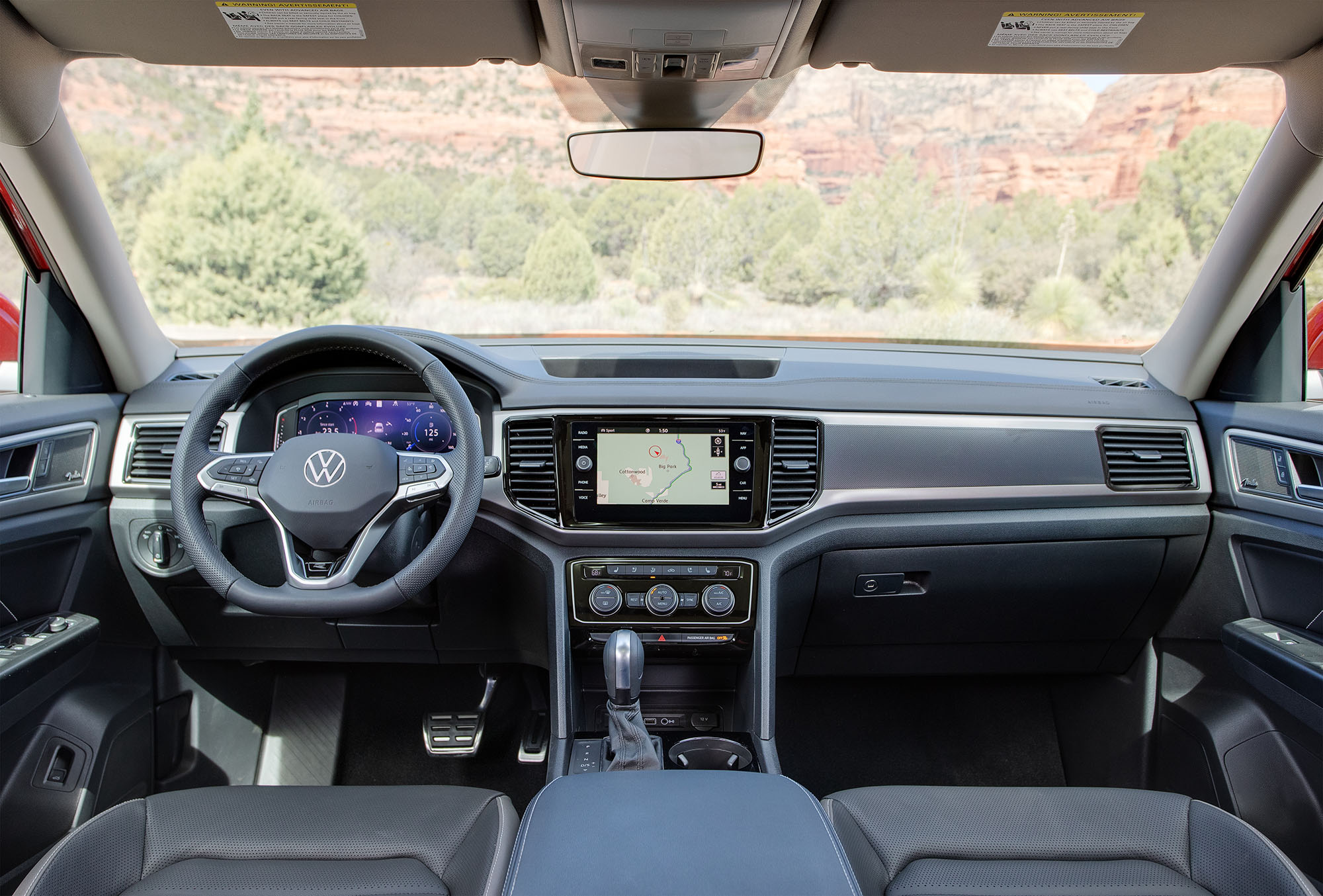 Volkswagen Atlas SEL Premium 4Motion interior