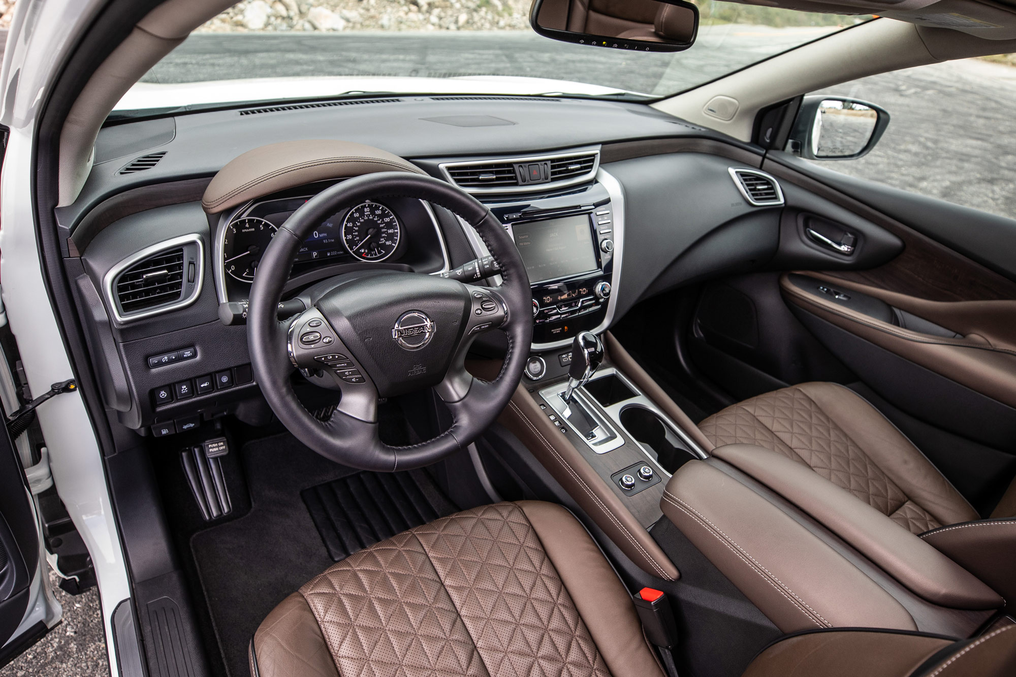 2023 Nissan Murano with brown leather interior and dashboard