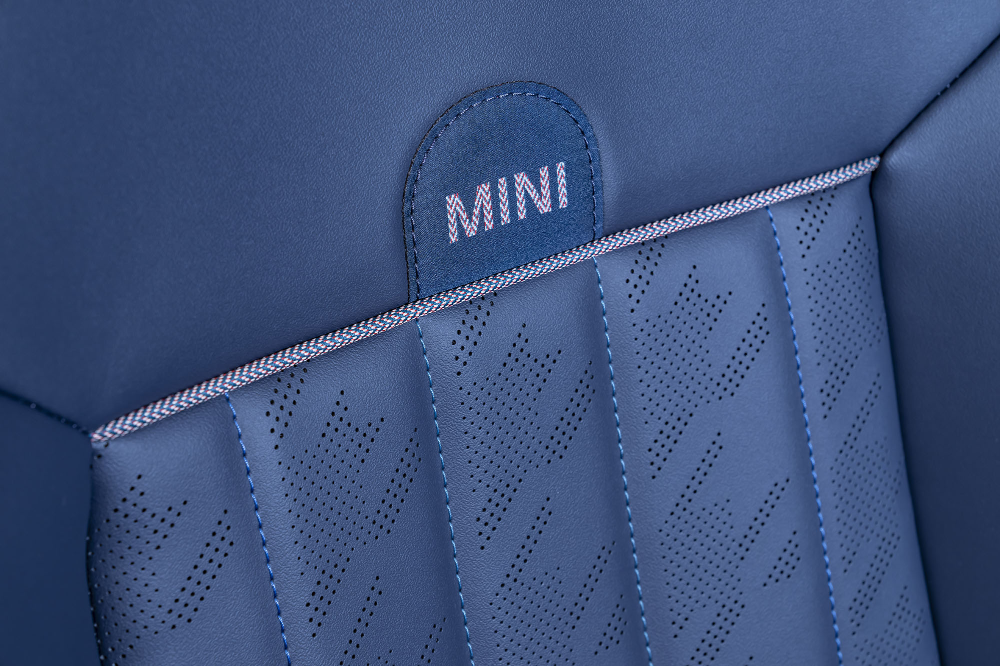 2025 Mini Cooper 4-Door blue upholstery detail