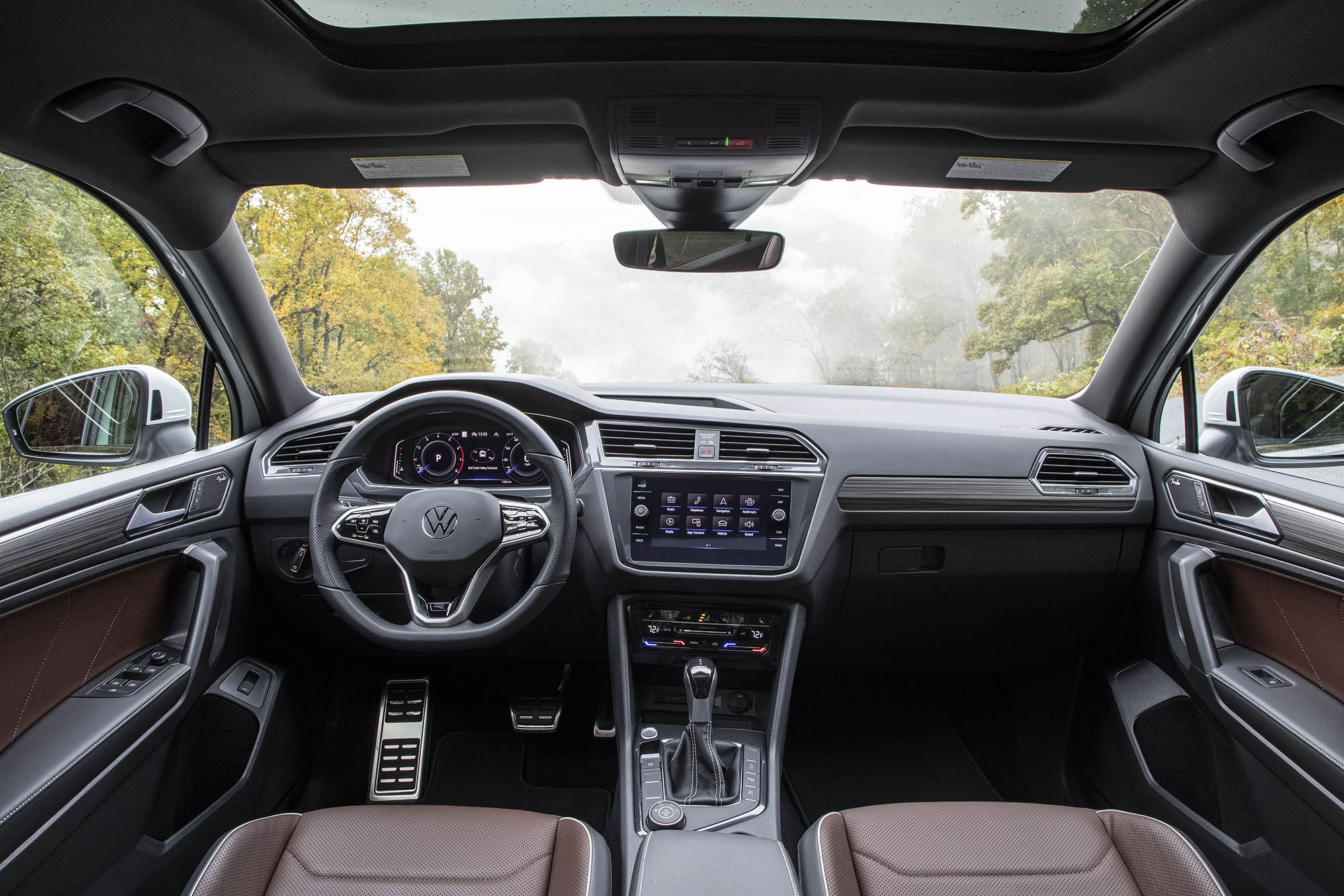 The front-seat area of a Volkswagen Tiguan.