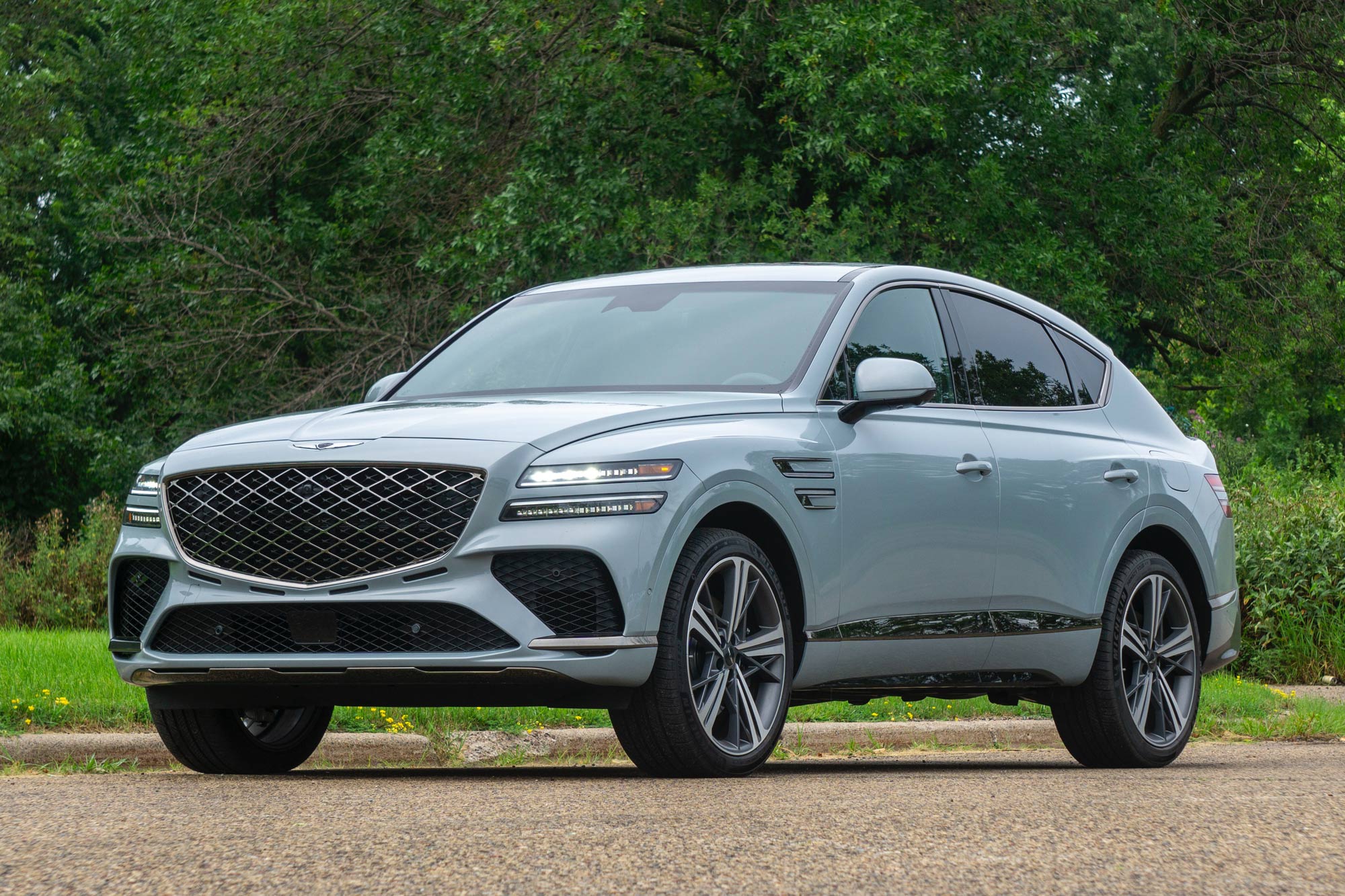 Front of a Bering Blue 2025 Genesis GV80 Coupe