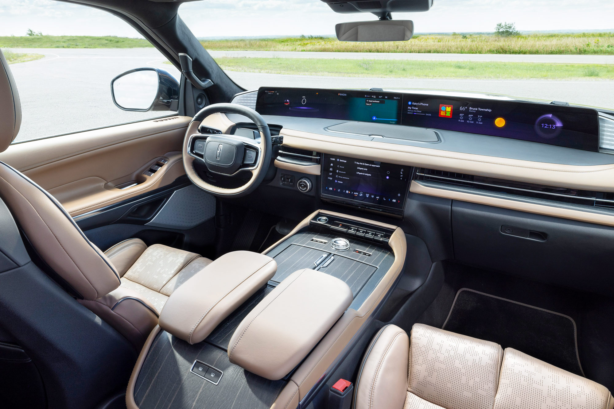 Steering wheel and dashboard of a 2025 Lincoln Navigator