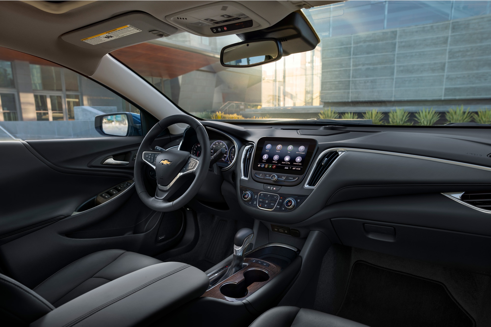 Dashboard and steering wheel of a 2024 Chevrolet Malibu