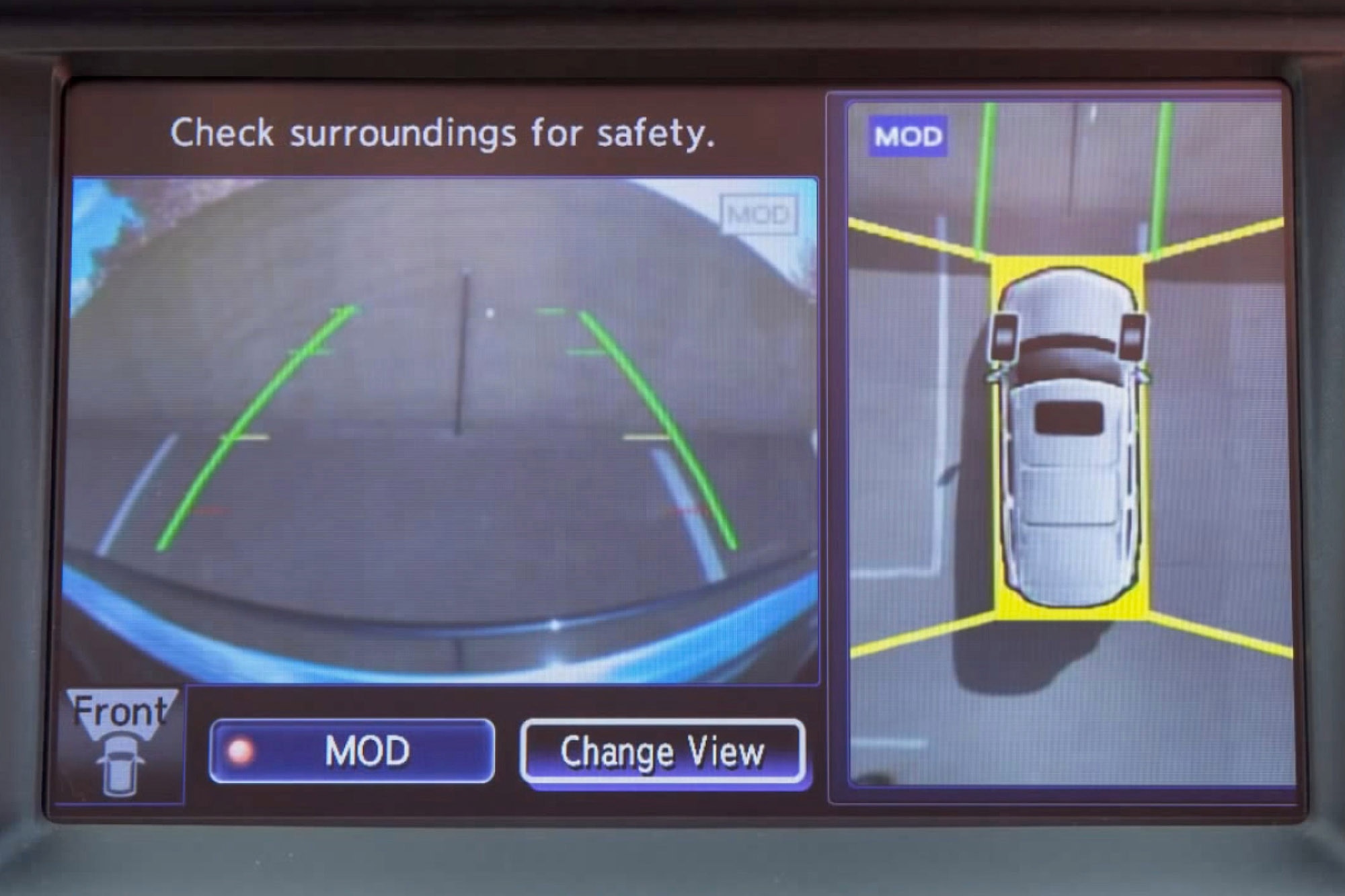 The camera of an Infiniti showing front and overhead views