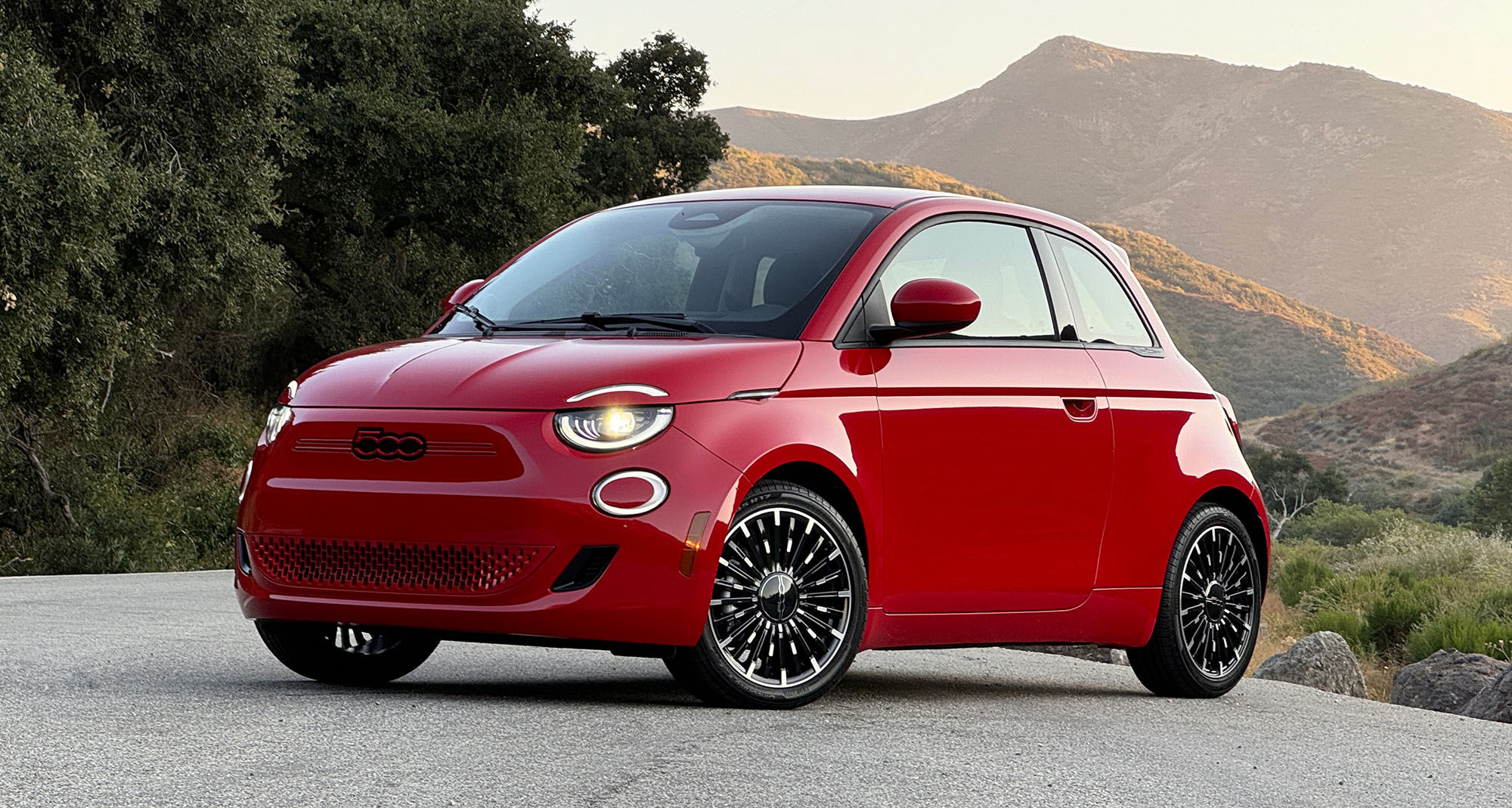 2024 Fiat 500e Review and Test Drive