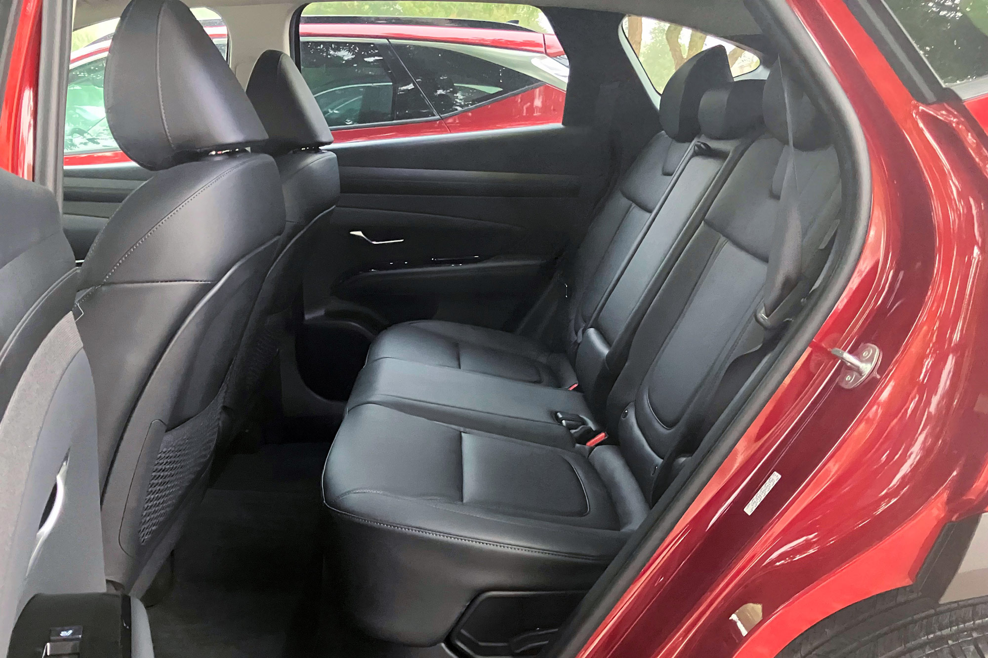 2025 Hyundai Tucson Hybrid Limited back seat