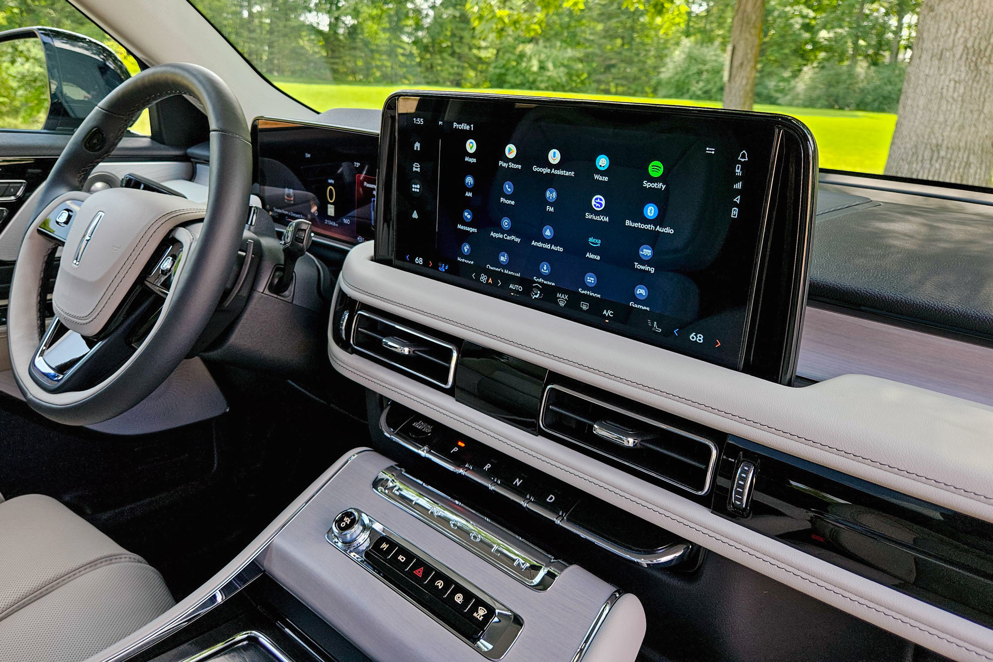 2025 Lincoln Aviator Reserve interior showing the 13.2-inch touchscreen infotainment system