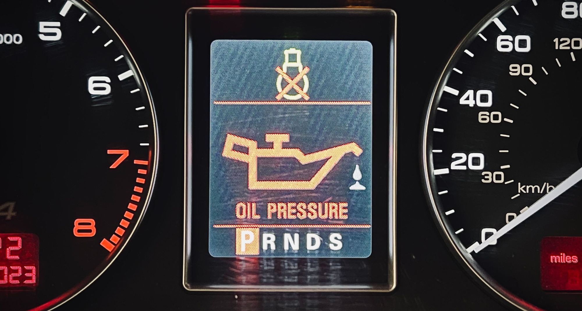 What the Low Oil Pressure Light Indicates