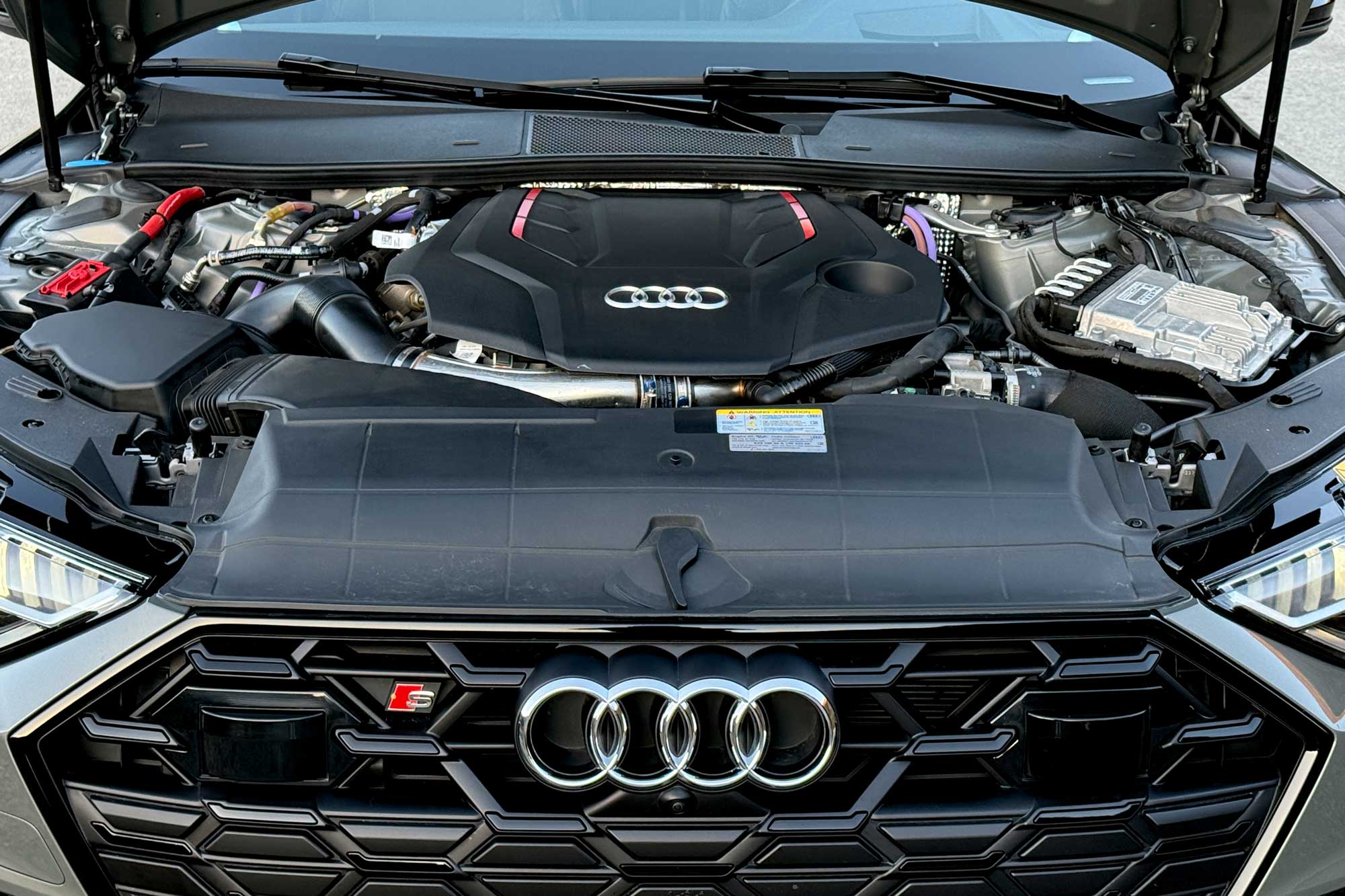 2025 Audi S7 twin-turbocharged 2.9-liter V6 engine