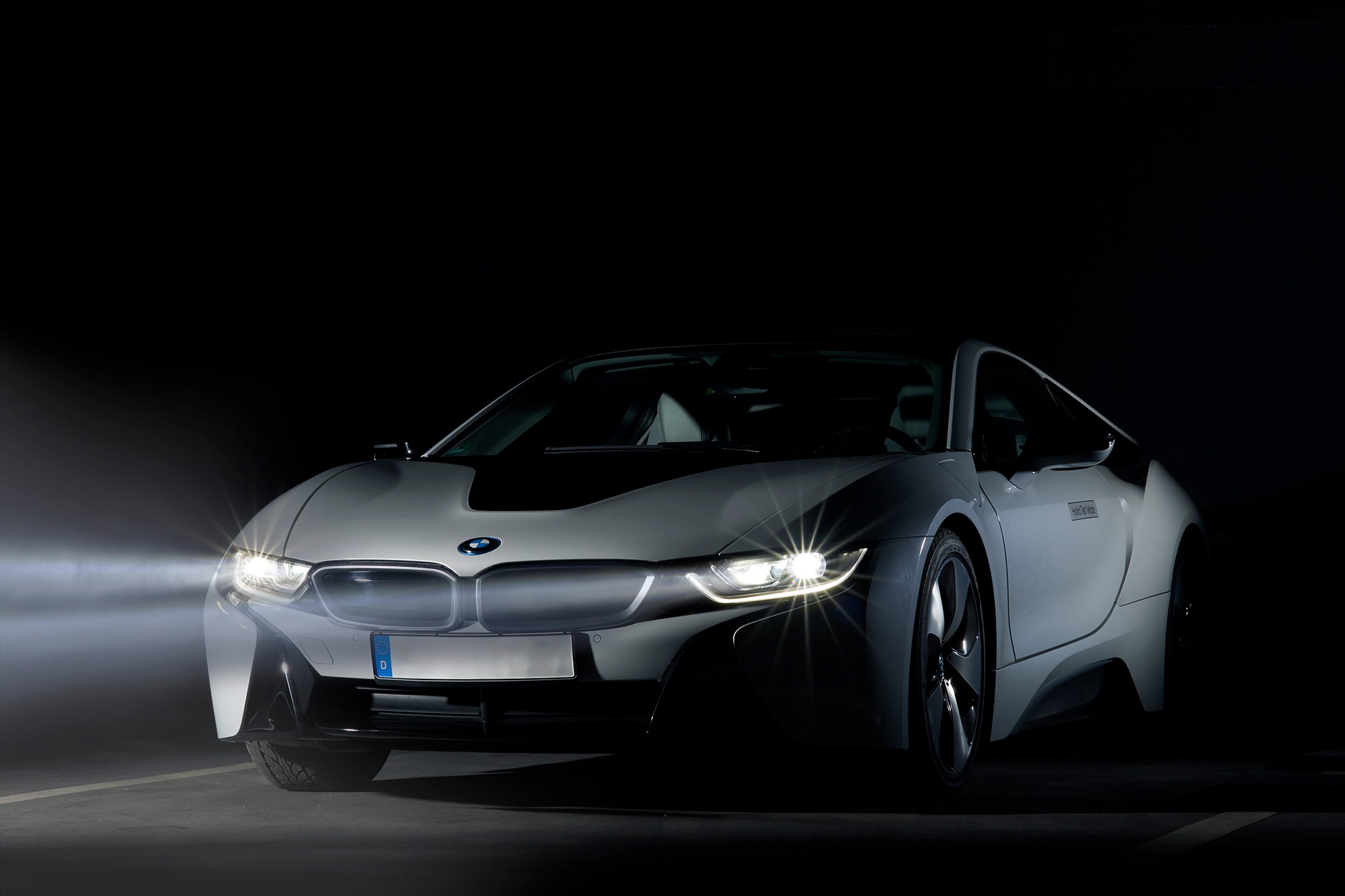 Laser headlights on a white BMW i8