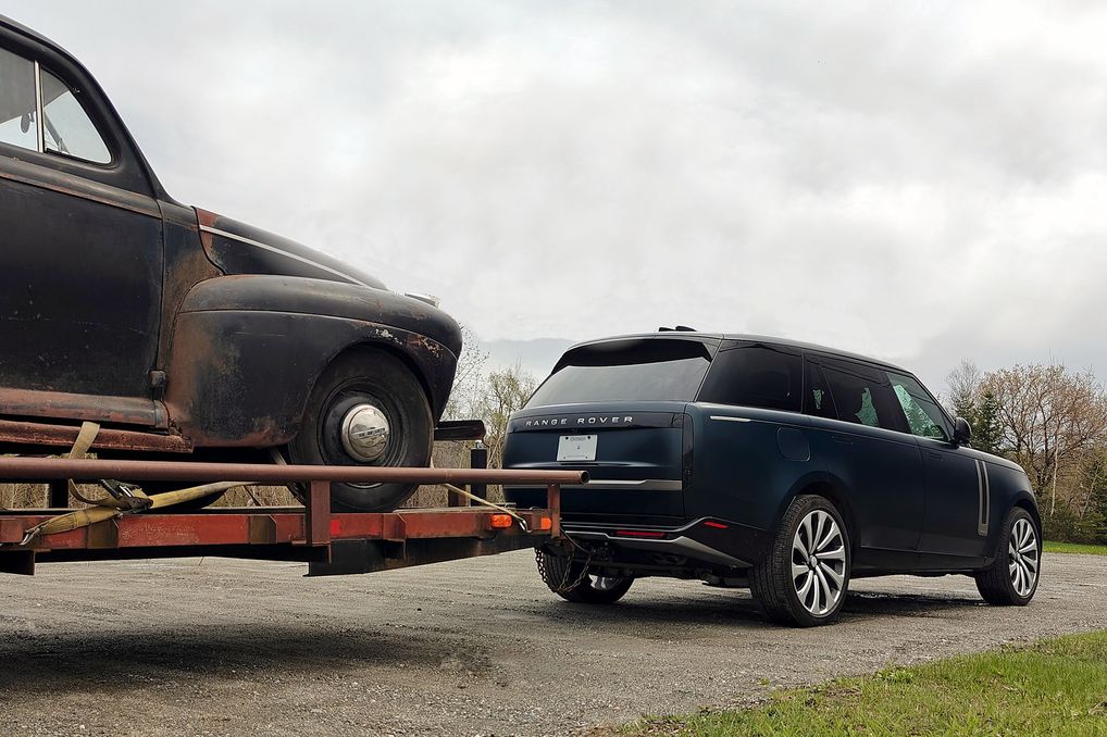 2025 Land Rover Range Rover Review: Towing Test | Capital One Auto ...