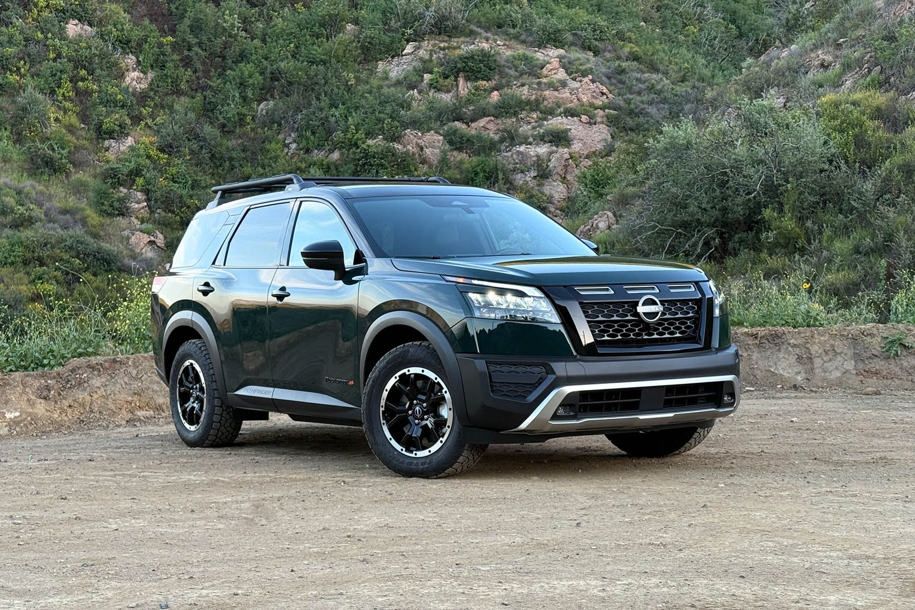 2025 Nissan Pathfinder Review | Capital One Auto Navigator