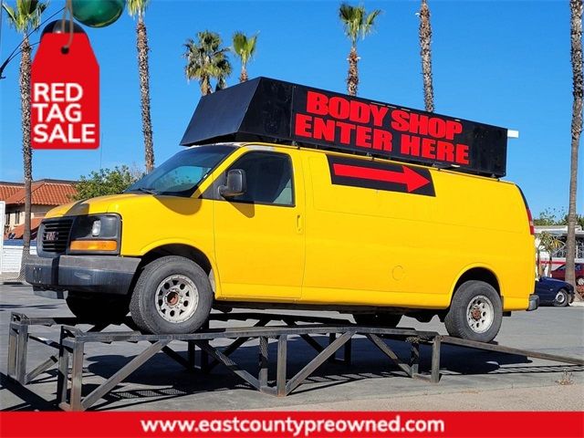 2003 GMC Savana Base