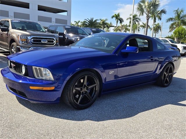 2005 Ford Mustang GT Premium