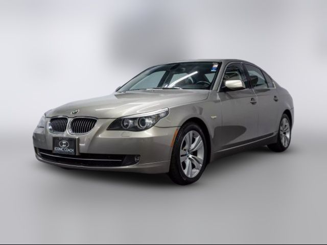 2010 BMW 5 Series 528i