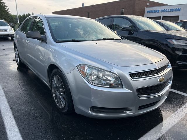 2010 Chevrolet Malibu LS 1LS