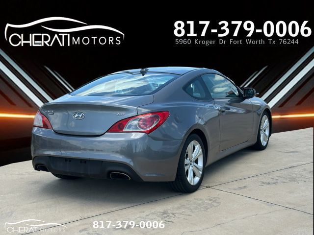 2010 Hyundai Genesis Base