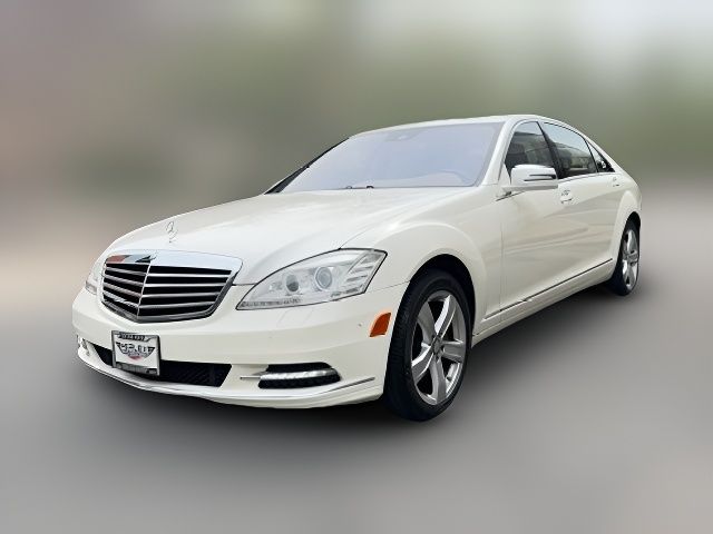 2010 Mercedes-Benz S-Class 550
