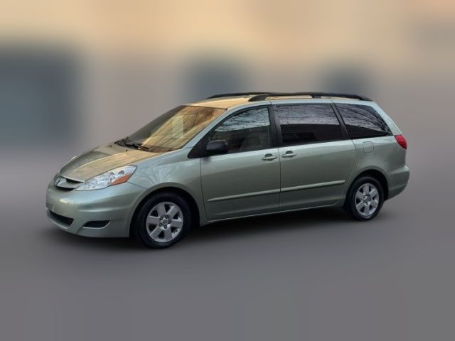 2010 Toyota Sienna LE