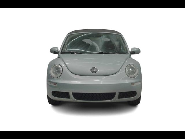 2010 Volkswagen New Beetle Base