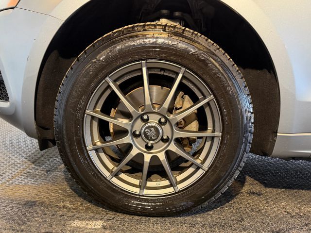 2011 Audi Q5 3.2L Premium Plus