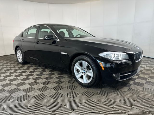 2011 BMW 5 Series 528i