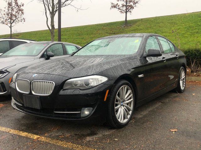 2011 BMW 5 Series 550i