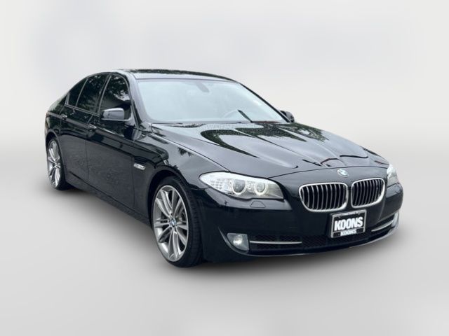 2011 BMW 5 Series 550i