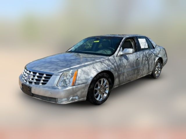 2011 Cadillac DTS Luxury Collection
