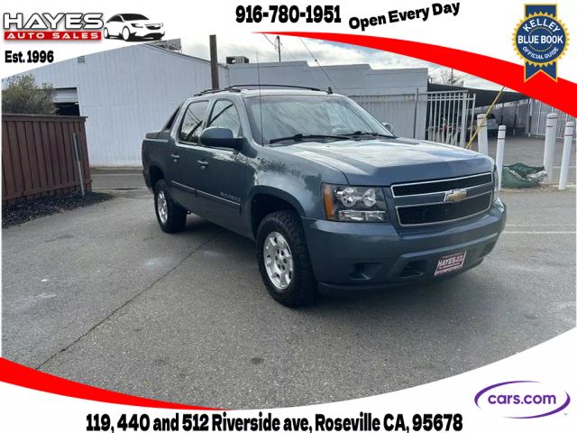 2011 Chevrolet Avalanche LS