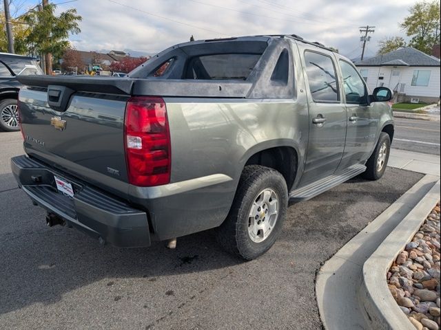 2011 Chevrolet Avalanche LT