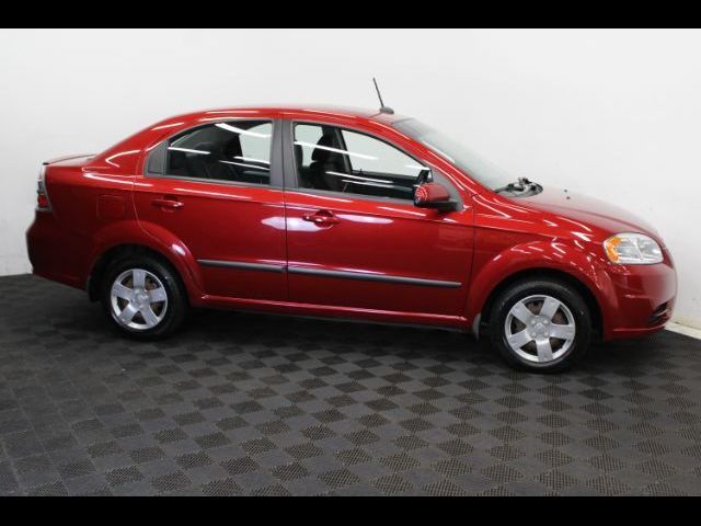 2011 Chevrolet Aveo LT 1LT