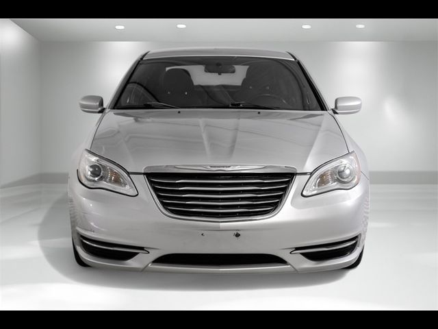 2011 Chrysler 200 Touring