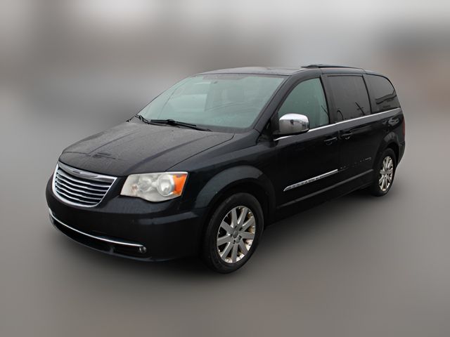 2011 Chrysler Town & Country Touring-L