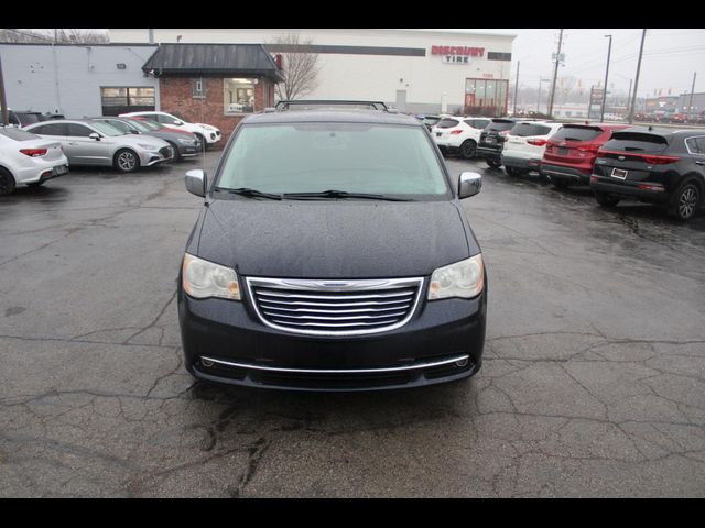 2011 Chrysler Town & Country Touring-L