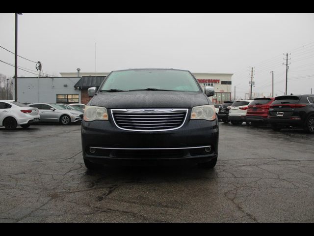 2011 Chrysler Town & Country Touring-L