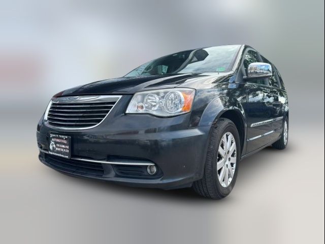 2011 Chrysler Town & Country Touring-L