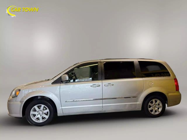 2011 Chrysler Town & Country Touring