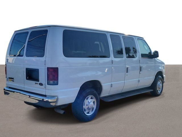 2011 Ford Econoline XLT