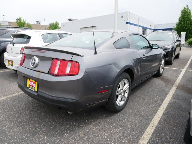 2011 Ford Mustang V6