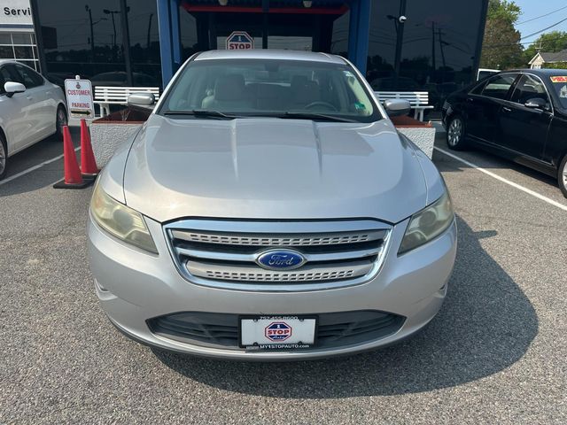 2011 Ford Taurus SEL