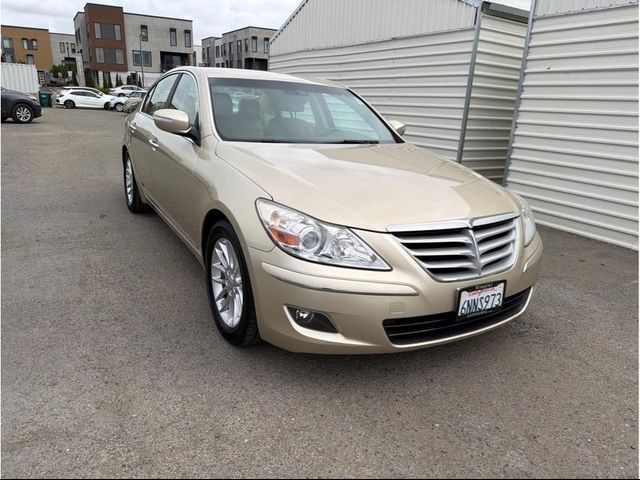 2011 Hyundai Genesis Base