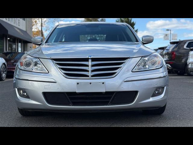 2011 Hyundai Genesis Base