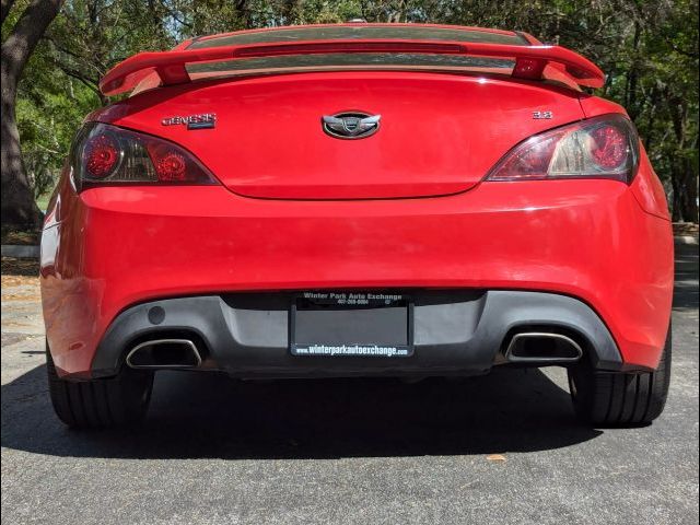 2011 Hyundai Genesis Track