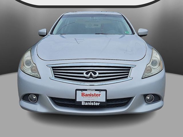 2011 INFINITI G37 X