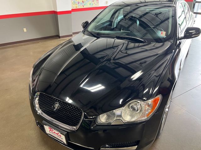 2011 Jaguar XF Base
